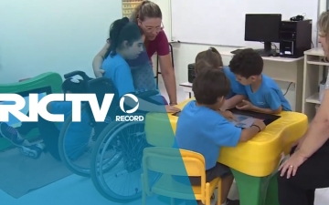 Escolas de Florianópolis utilizam tecnologia como aliada na educação de crianças